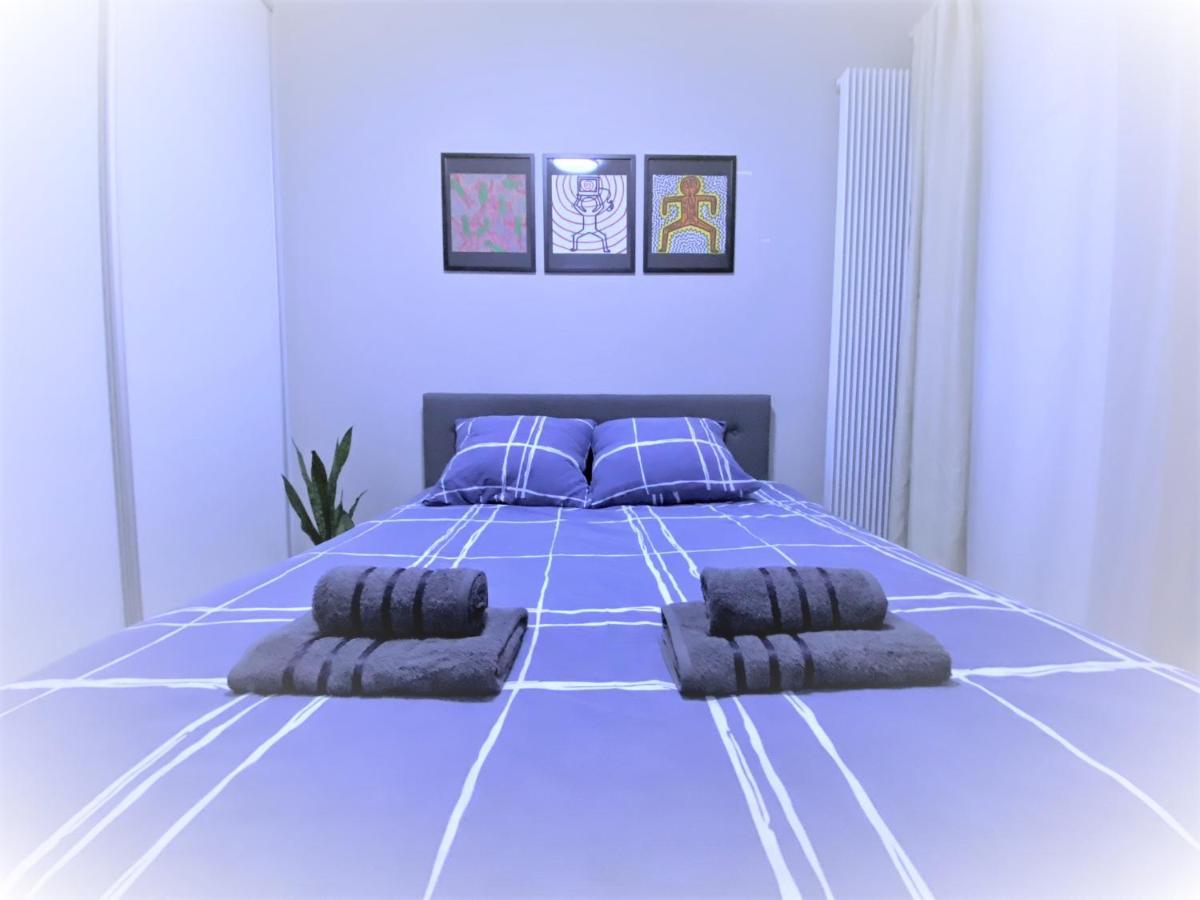 Exclusive 2Br! Apartment In Center +Netflix +Gym Varsó Kültér fotó